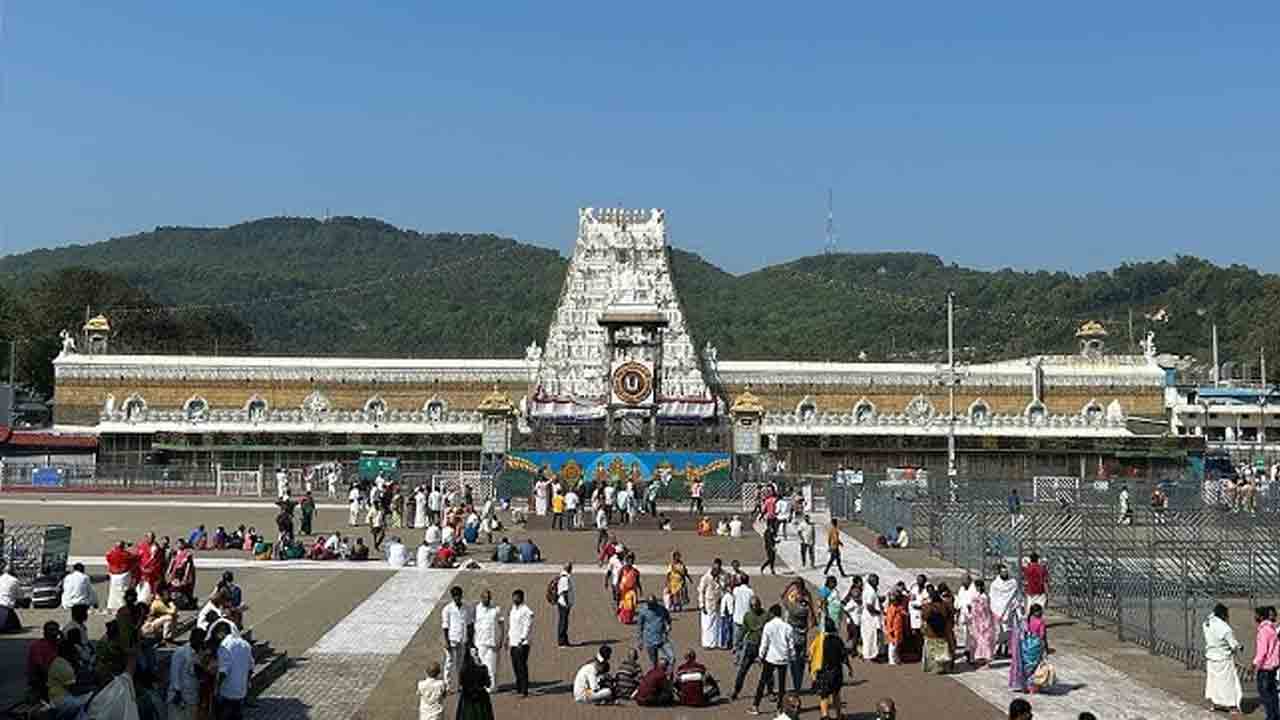 Tirumala | తిరుమల సర్వదర్శనానికి 12 గంటల సమయం