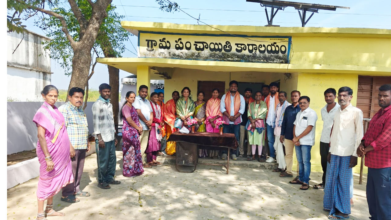 Tandoor | ప్రజలకు నిరంతరం అందుబాటులో ఉంటూ సమస్యలు పరిష్కరించాలి : మాజీ ఎంపీపీ