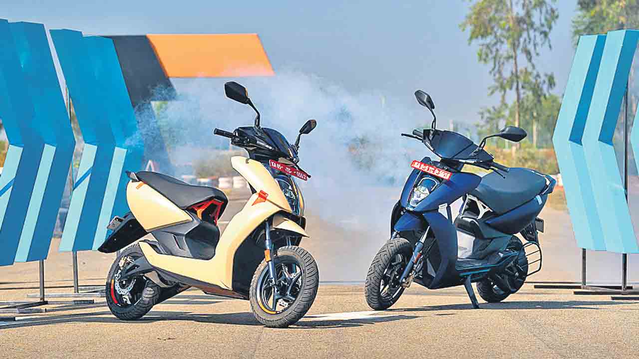 ఏథర్‌ నయా స్కూటర్‌ ధర రూ.1.48 లక్షలు
