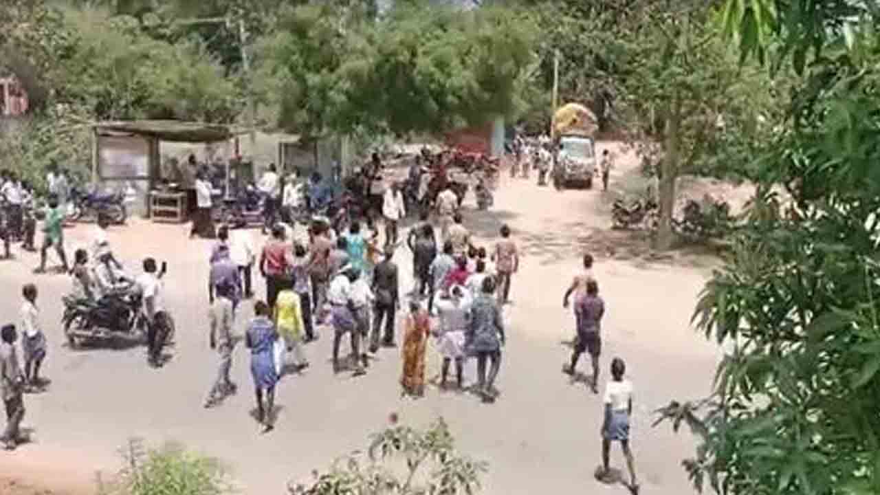 మాకు బతుకు చూపింది కేసీఆరే.. మా జీవితాల్లో వెలుగులు నింపిండ్రు