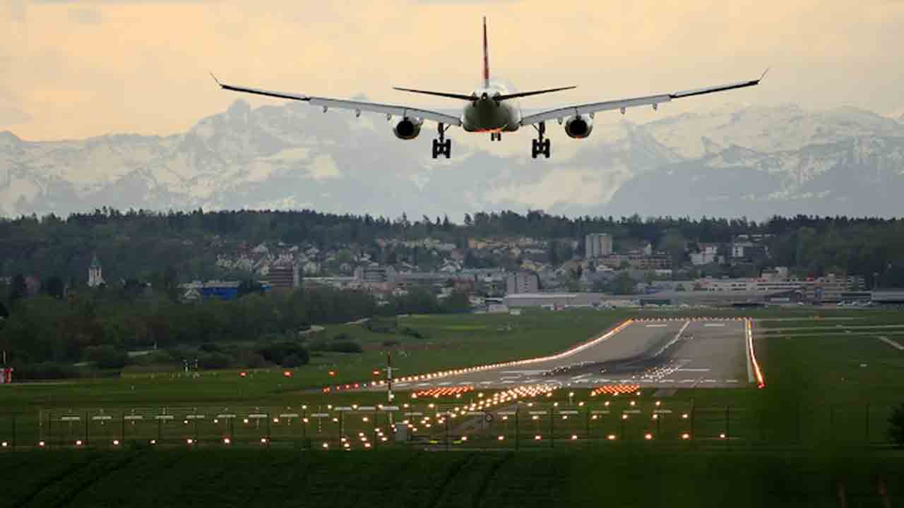 Cigarettes | ‘సిగరెట్ల కోసం వియత్నాం ఫ్లైట్‌ ఎక్కండి’.. ఓ ఇన్వెస్ట్‌మెంట్ అడ్వయిజర్‌ పోస్టు వైరల్