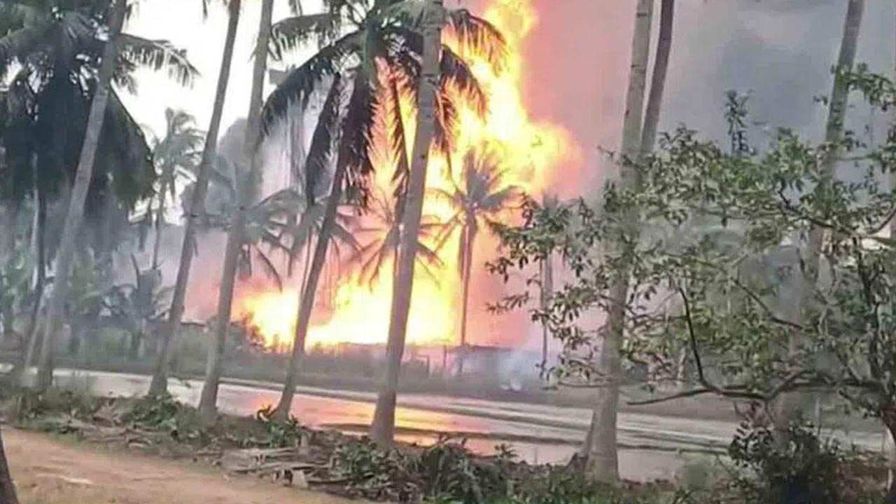 ONGC Gas leak | ఆరని గ్యాస్‌ లీక్‌ మంటలు.. ఆర్పేందుకు ఢిల్లీ నుంచి ప్రత్యేక బృంధాలు