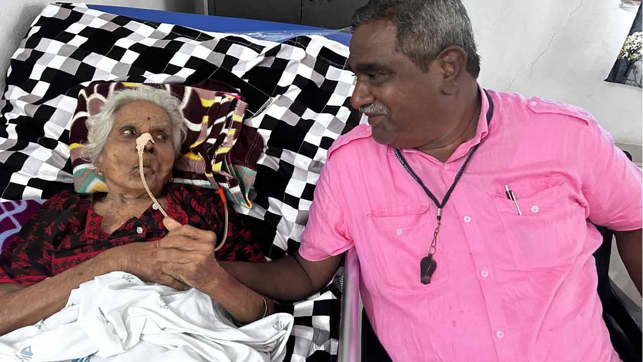 Gade Innaiah | గాదె ఇన్నయ్యకు మాతృవియోగం