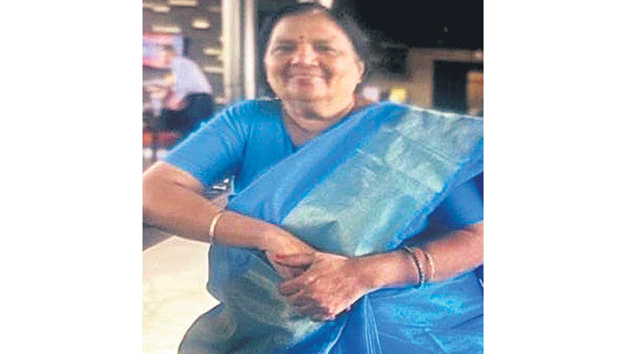 అధిక డోస్‌ ఇంజెక్షన్‌తో మహిళ మృతి