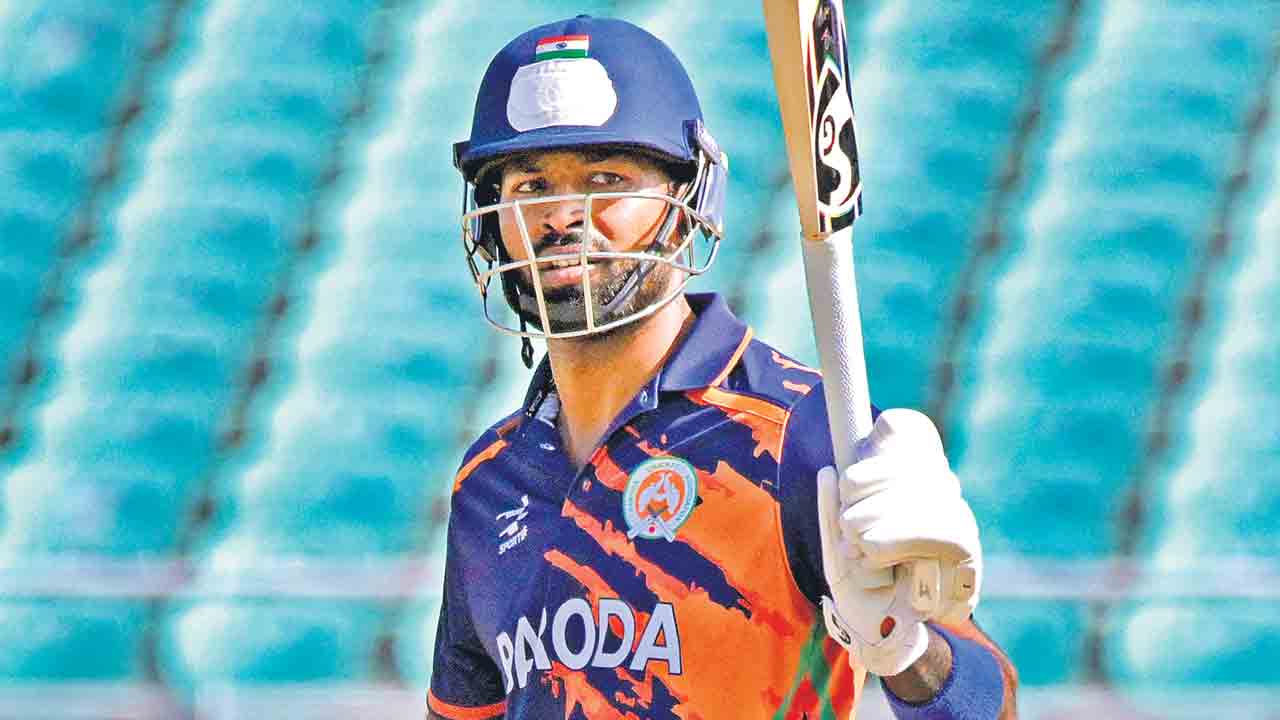 హార్దిక్‌ ధనాధన్‌ 92 బంతుల్లో 133 పరుగులు