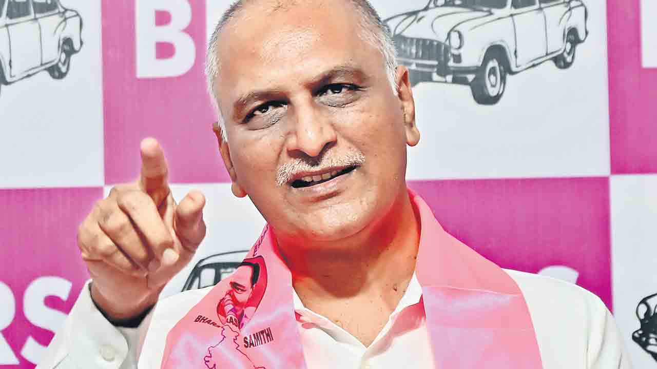 రేవంత్‌ డీఎన్‌ఏలోనే ద్రోహ బుద్ధి