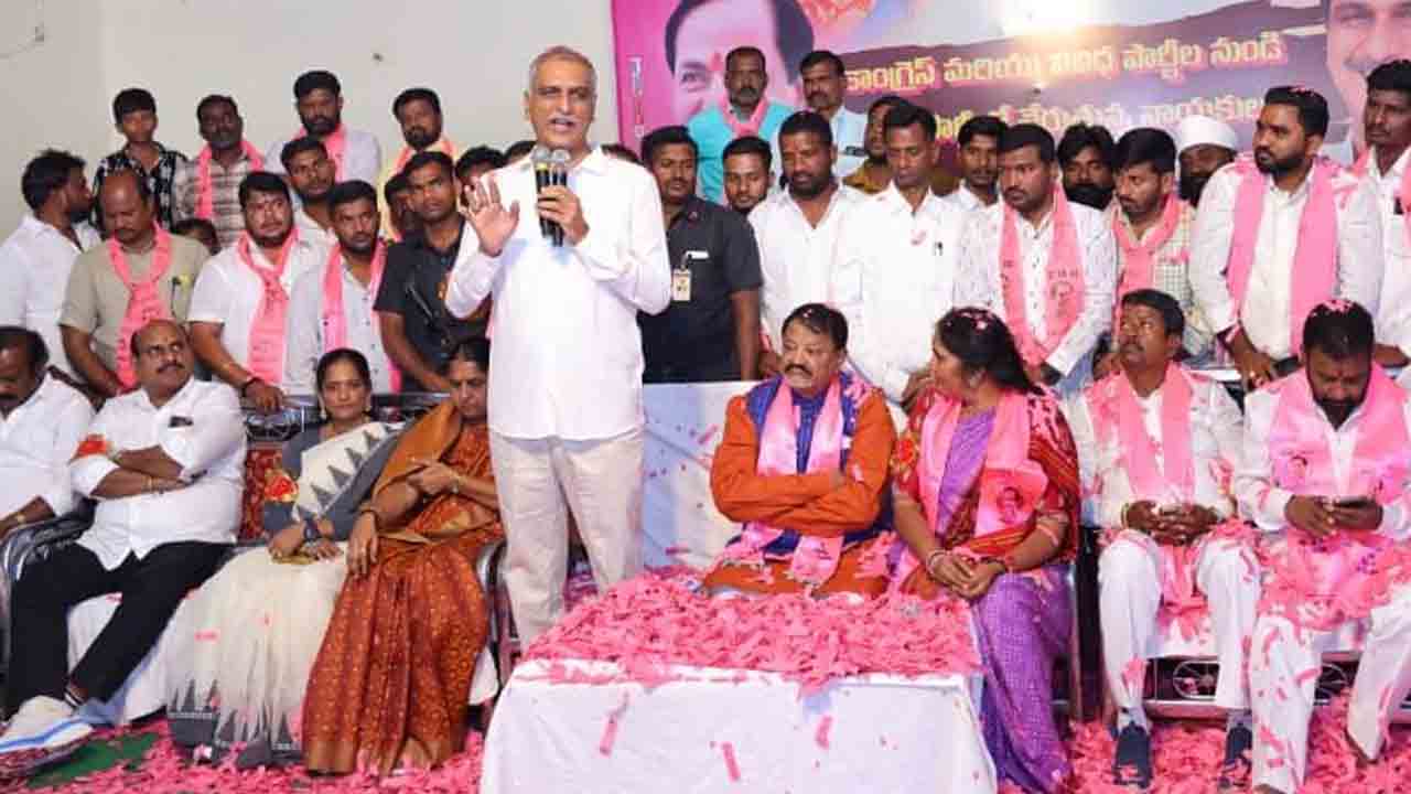 Harish Rao | ఎన్ని నోటీసులు ఇచ్చినా.. బిడ్డా రేవంత్‌ నిన్ను వదిలిపెట్టం : హరీశ్ రావు
