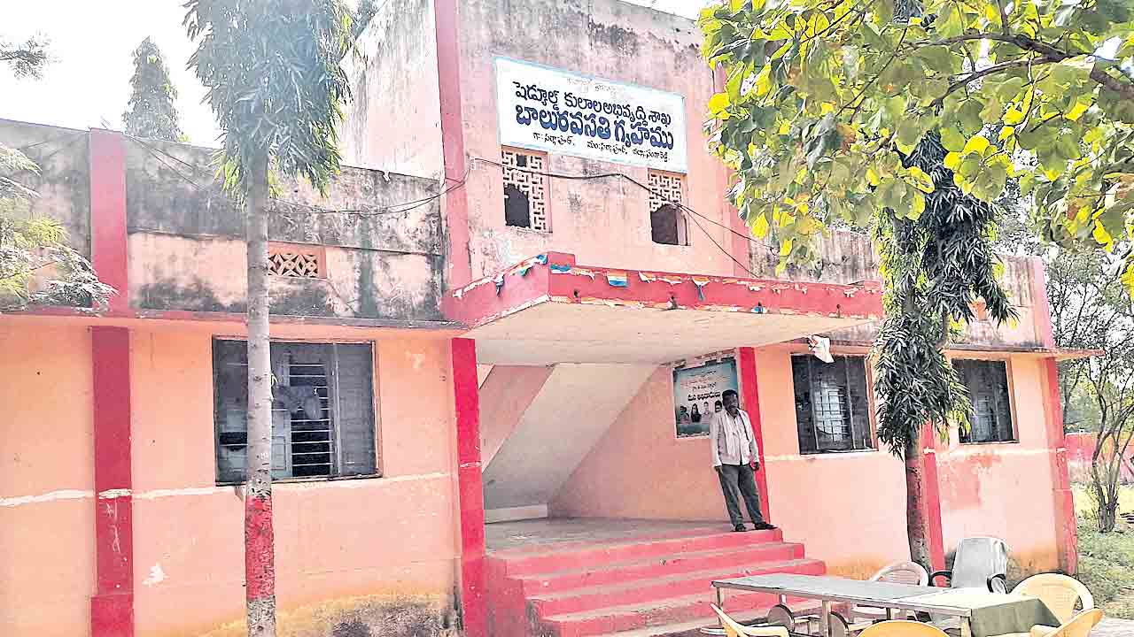 అన్నంలో విషం పెట్టి చంపండి!