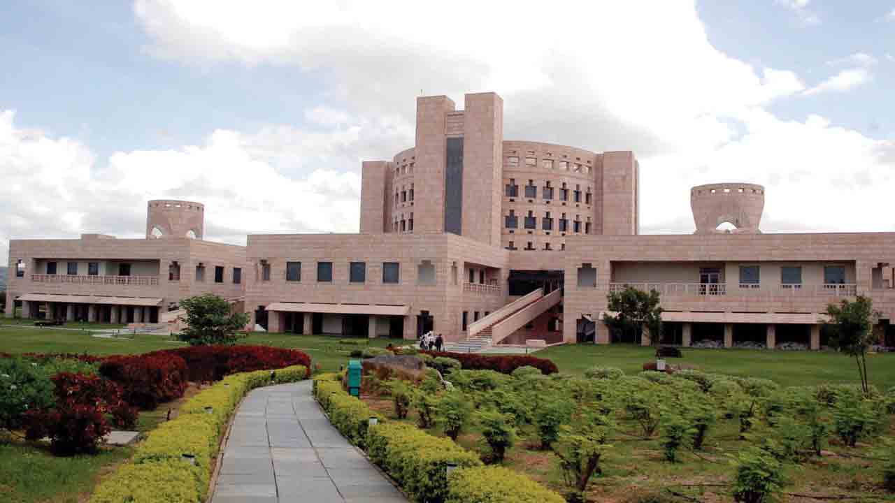 17 శాతం బోర్డులే క్రియాశీలకం.. ఐఎస్‌బీ సర్వే