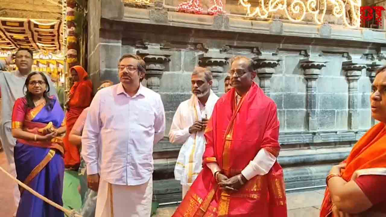 ISRO | పీఎస్ఎల్వీ-సీ62 ప్రయోగానికి సిద్ధం.. తిరుమల శ్రీవారి సేవలో ఇస్రో చైర్మన్‌