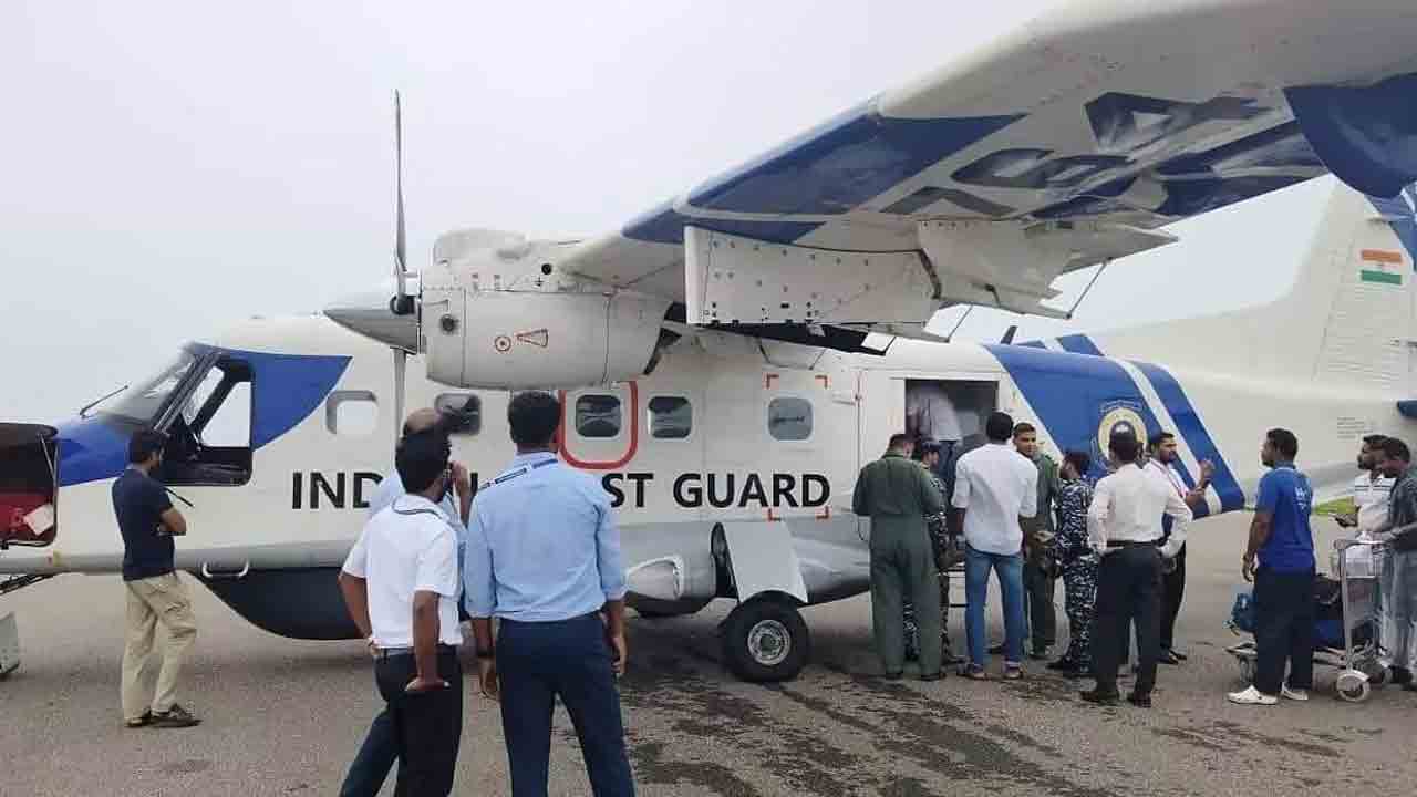 Coast Guard | దీవిలో ఓ వ్యక్తికి గుండెపోటు.. కాపాడిన ఇండియన్‌ కోస్ట్‌గార్డ్‌