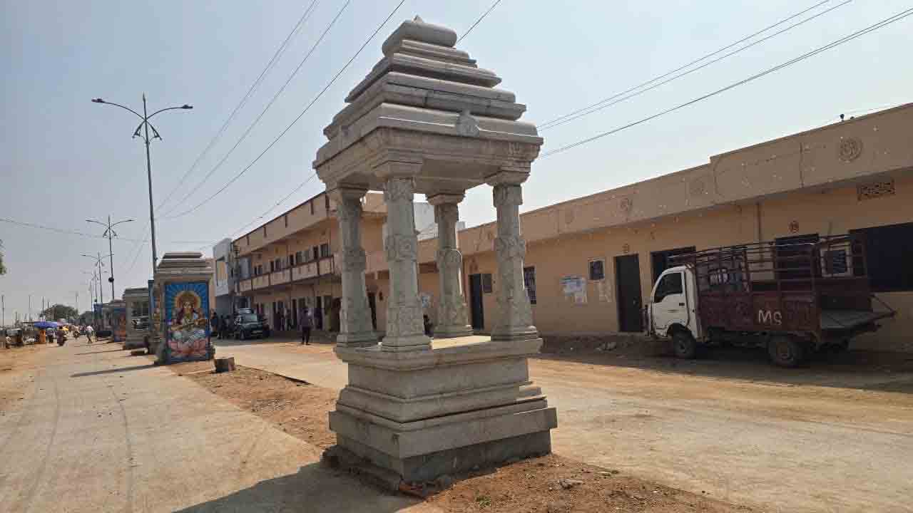 Jamulamma Temple | జములమ్మ ఆలయ నిధులు గోల్‌మాల్..? చర్చనీయాంశంగా శక్తిపీఠాల నిధుల వ్యవహారం