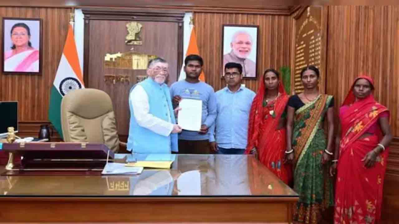 Labourers Kidnapped In Niger Return | జార్ఖండ్‌ కార్మికులు నైజర్‌లో కిడ్నాప్‌.. 8 నెలల తర్వాత భారత్‌కు