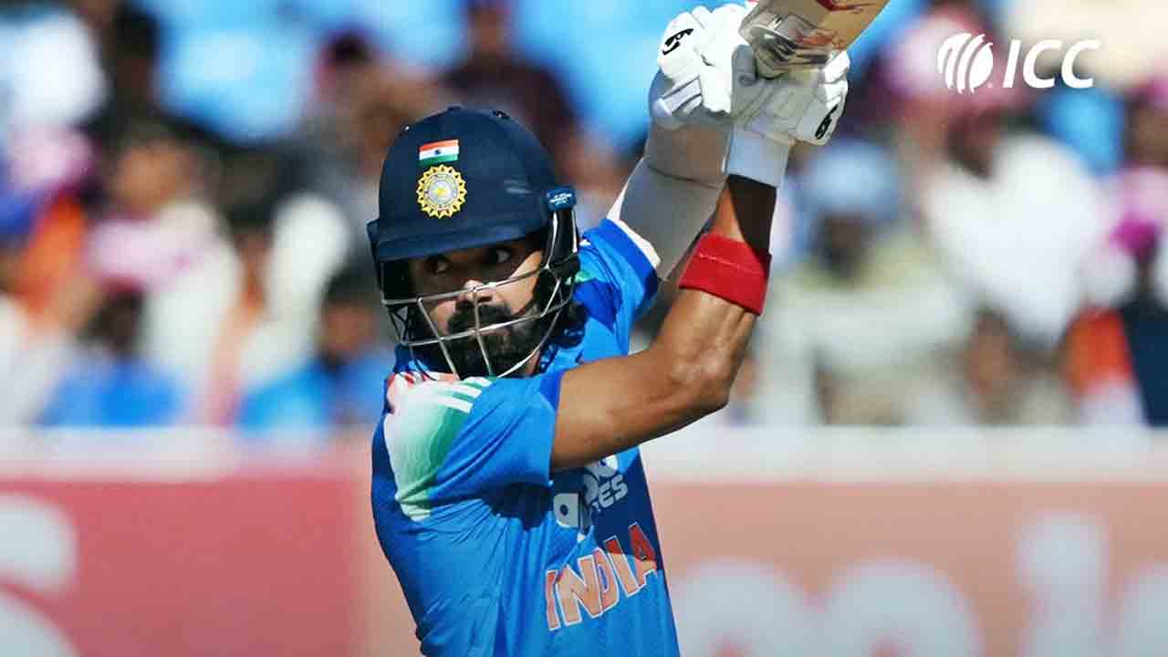 IND vs NZ | లక్ష్యఛేదనలో తడబడుతున్న న్యూజిలాండ్‌‌.. 20 ఓవర్లలో స్కోర్‌ ఎంతంటే..!