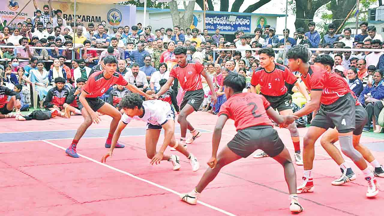 సెమీస్‌కు తెలంగాణ జట్టు