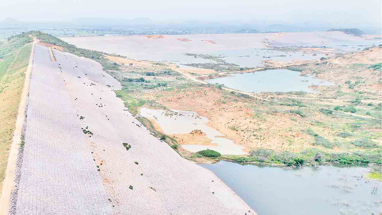 కర్వేన రిజర్వాయర్‌ పనులు పూర్తయ్యేనా..?