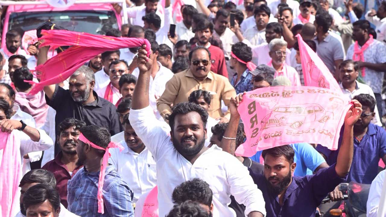 యువనేత సభ సక్సెస్‌