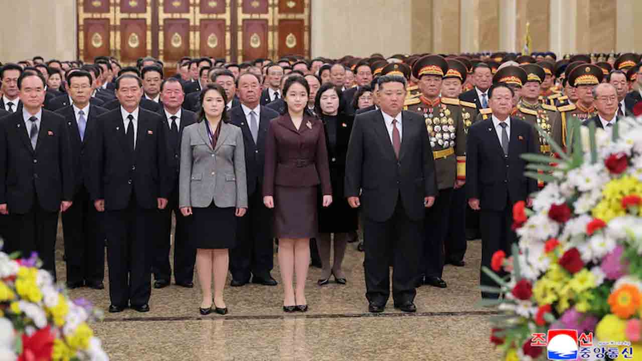 Kim Jong Un | మరోసారి బహిరంగంగా కనిపించిన కిమ్‌ కుమార్తె