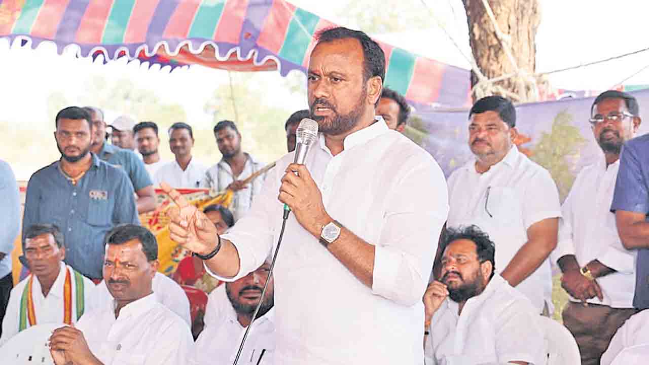 సీఎం, మంత్రుల నియోజకవర్గాలకే నిధులు.. ఎమ్మెల్యే కోమటిరెడ్డి రాజగోపాల్‌రెడ్డి