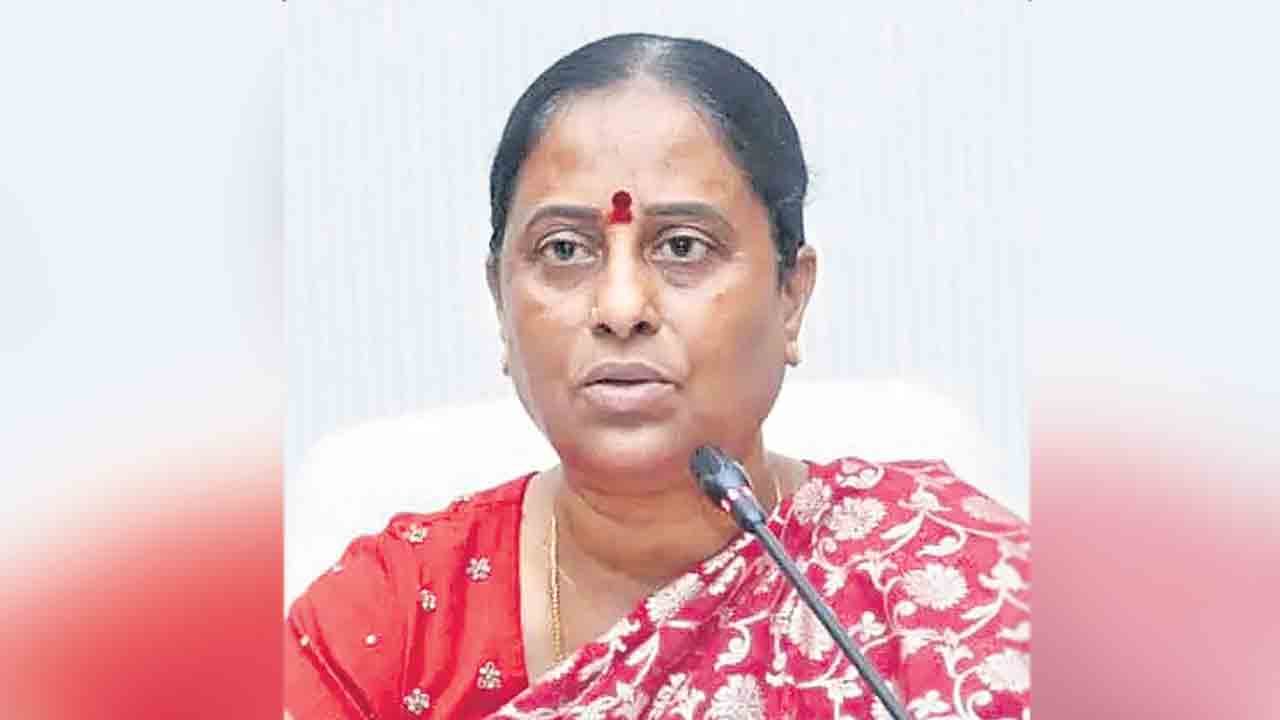 Konda Surekha | కొండగట్టు శిలాఫలకాలపై సంబంధం లేనివారి పేర్లా..  ఏపీ ప్రభుత్వంపై కొండా సురేఖ ఆగ్రహం