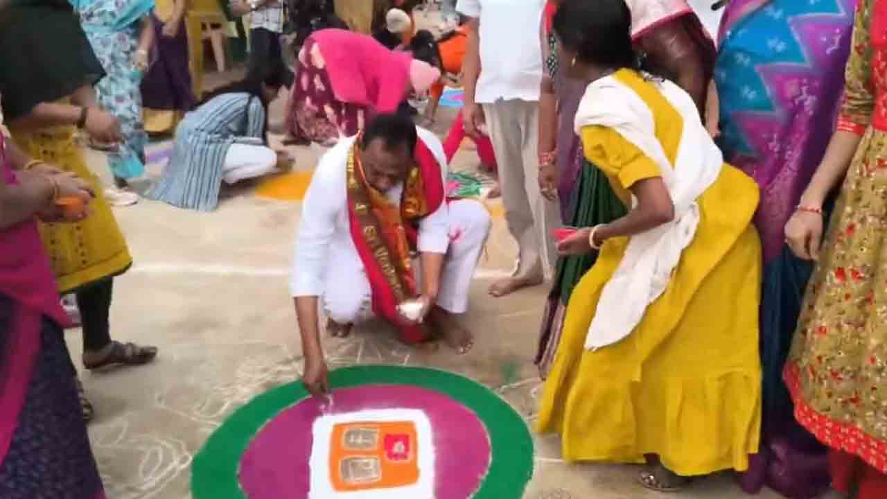 Mallareddy | సంక్రాంతి ముగ్గుల పోటీల్లో ఎమ్మెల్యే మల్లారెడ్డి సందడి.. Video