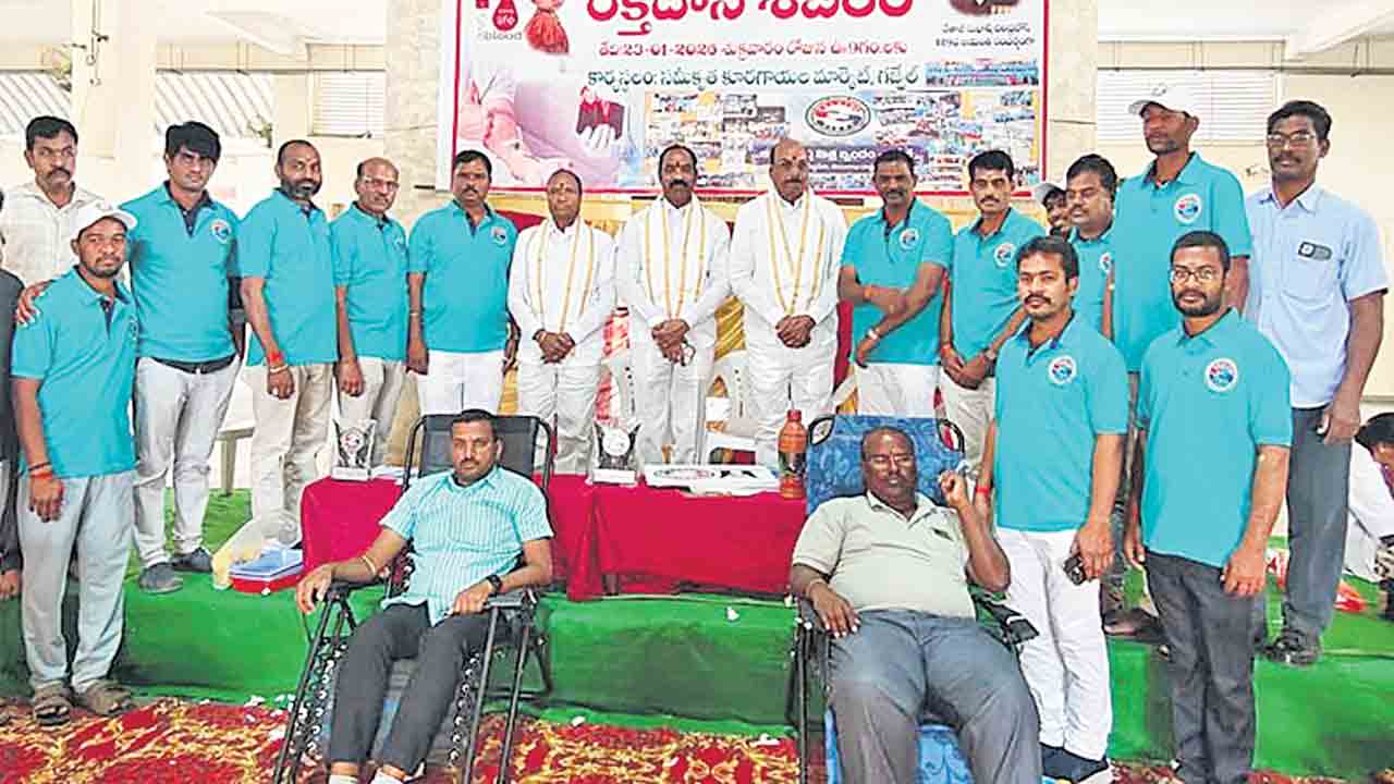 మీ సేవలు అభినందనీయం