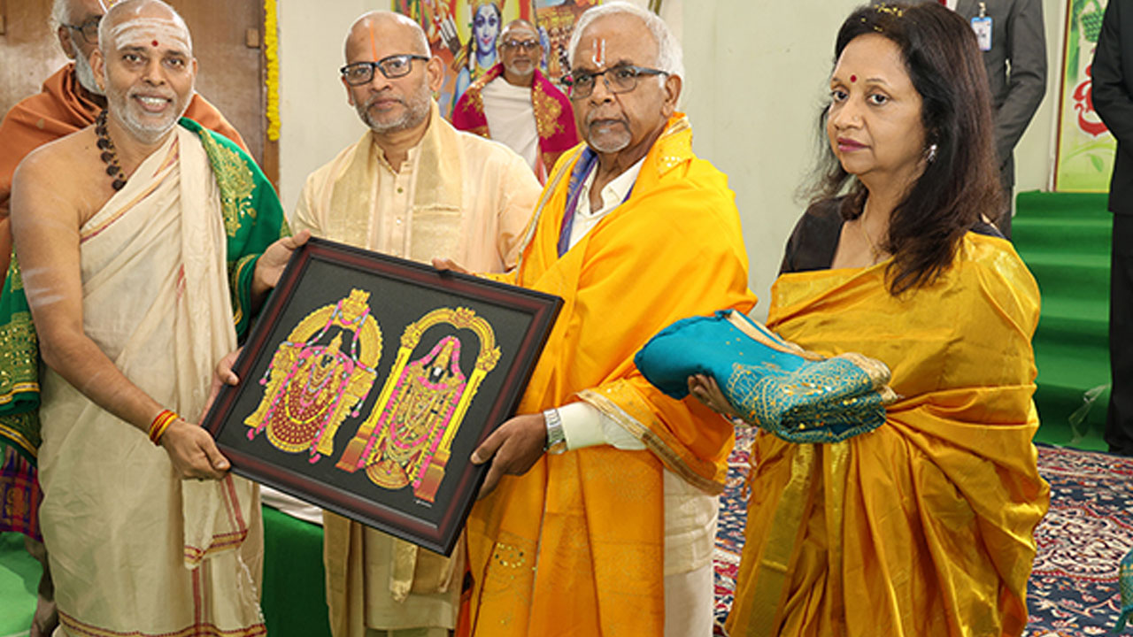 Mauritius President 11