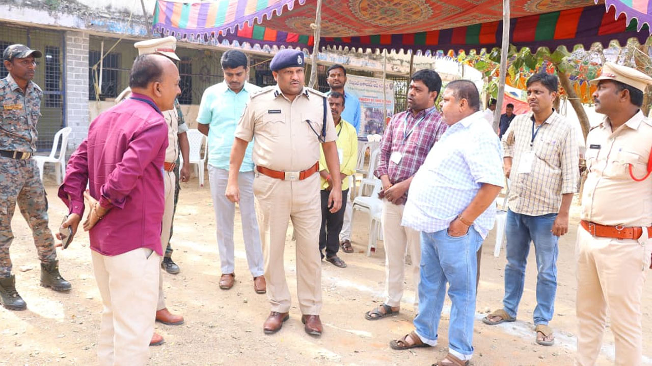 Municipal Elections | మున్సిపల్ ఎన్నికలు ప్రశాంతంగా నిర్వహించేందుకు ఏర్పాట్లు : ఎస్పీ డి.వి. శ్రీనివాస రావు