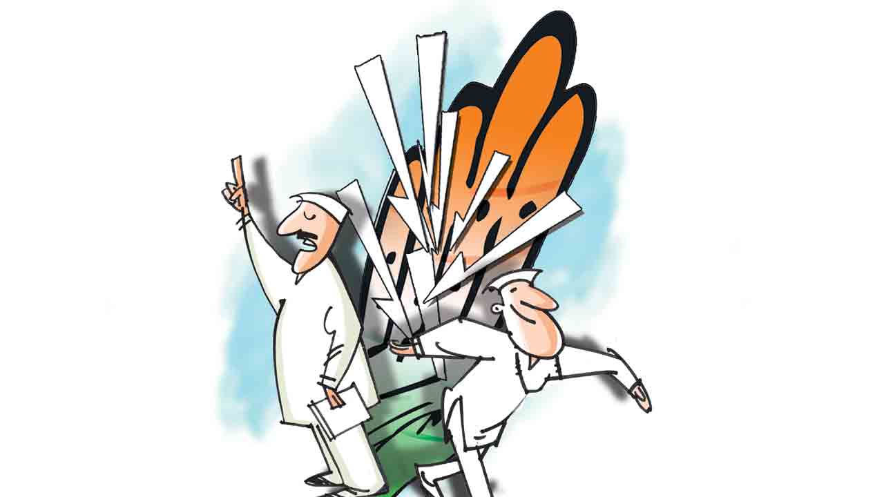 అధికారపక్షంలో అయోమయం