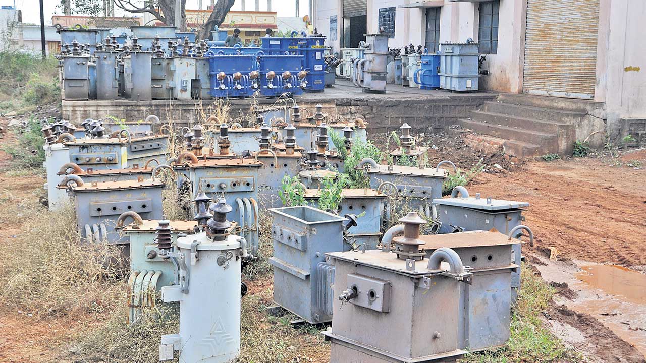 ‘కరెంటు’పై కాంగ్రెస్‌ కాకమ్మ కథలు