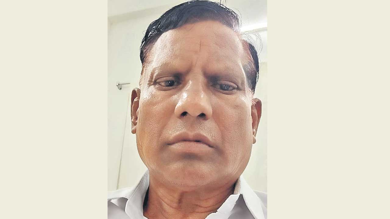 పోలీసుల విచారణలో రైతు మృతి