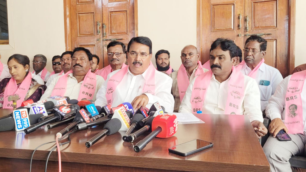 Niranjan Reddy | సీఎం హోదాలో రేవంత్‌ రెడ్డి చిల్లర కూతలు మానాలి : మాజీ మంత్రి నిరంజన్‌ రెడ్డి