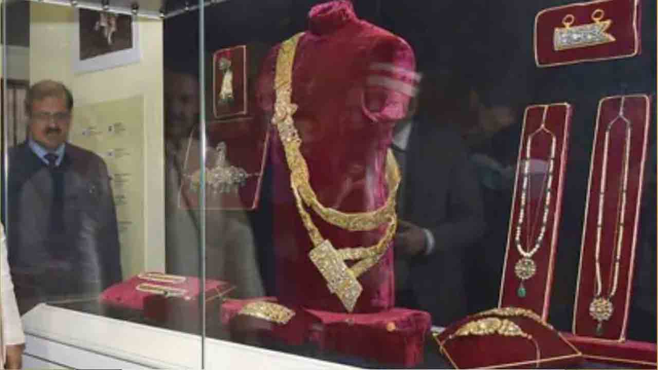 Nizam’s Jewels | రిజర్వ్‌ బ్యాంకు వద్ద సురక్షితంగా నిజాం నగలు : కేంద్రం