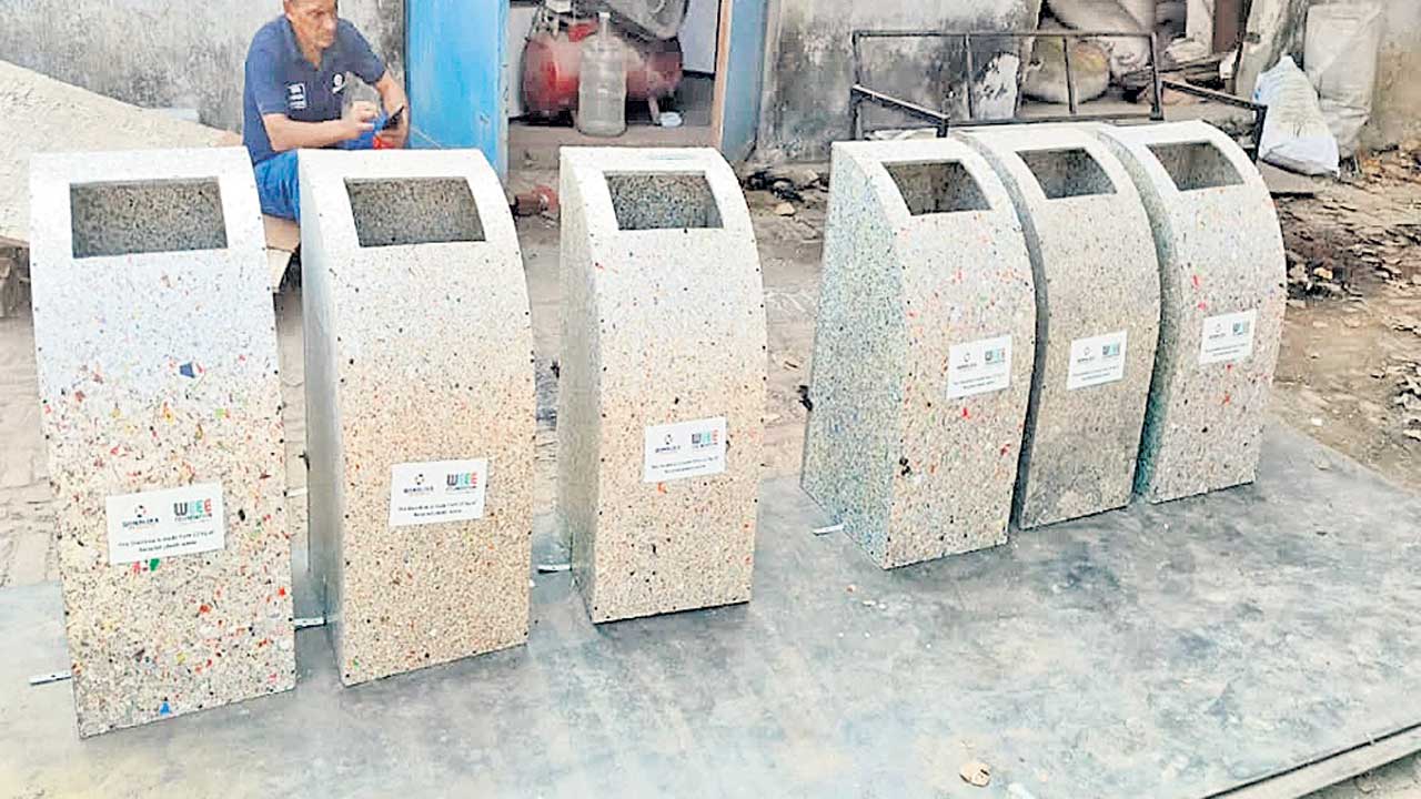 ప్లాస్టిక్‌ వ్యర్థాలతో రూ.1.25 కోట్ల వ్యాపారం