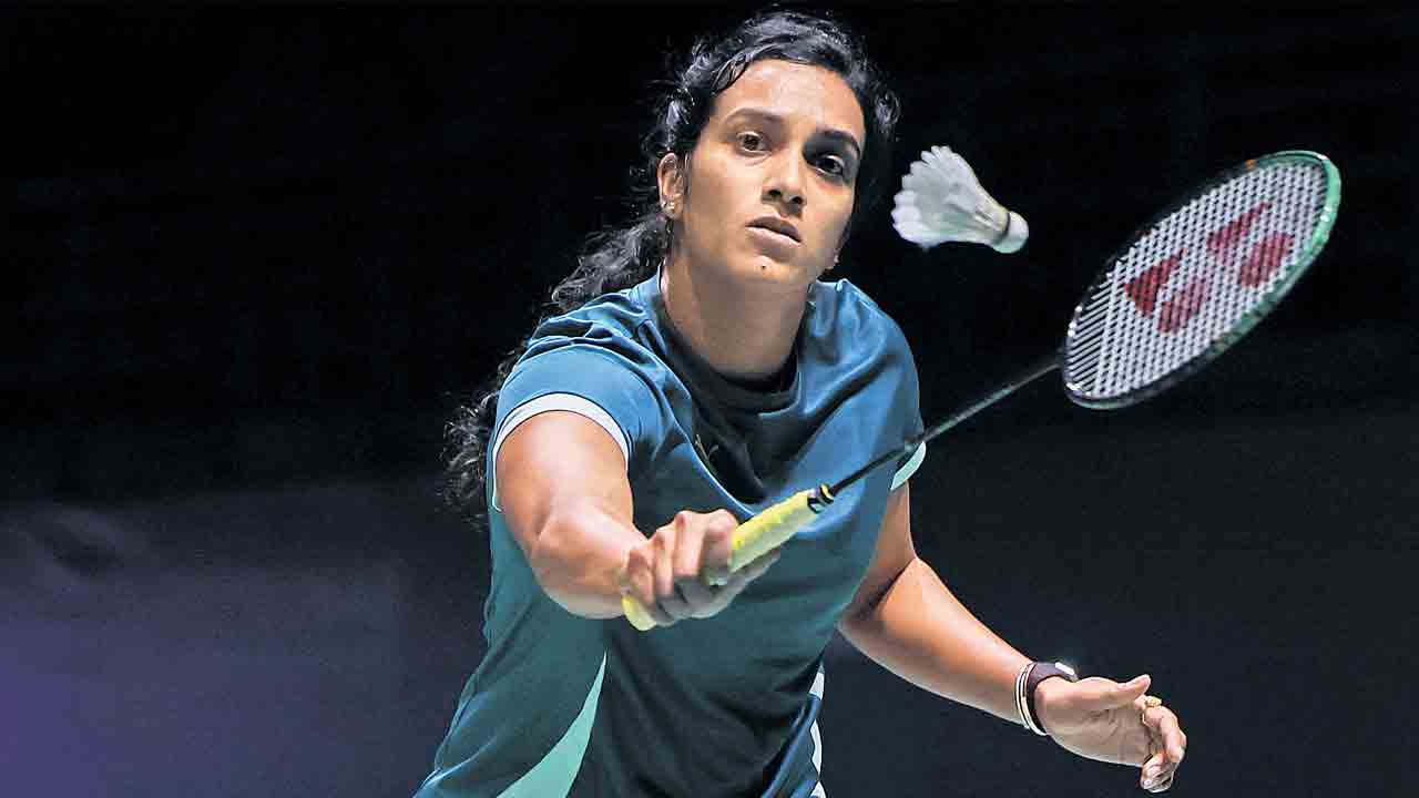 సింధుకు చుక్కెదురు సెమీస్‌లో పరాజయం