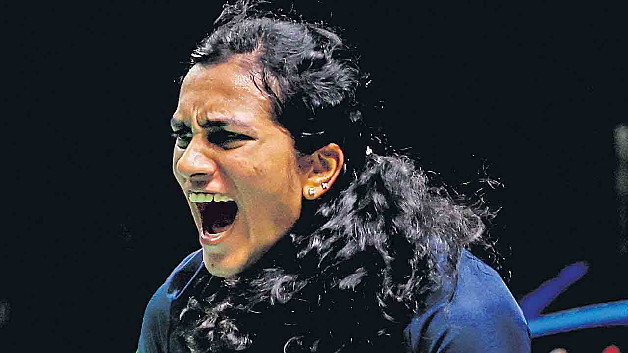 సింధు@500.. స్టార్‌ షట్లర్‌ అరుదైన ఘనత