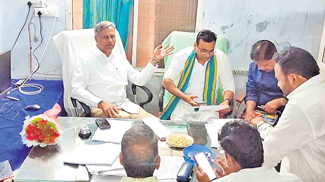 రూ.18 కోట్లతో చేర్యాల అభివృద్ధి