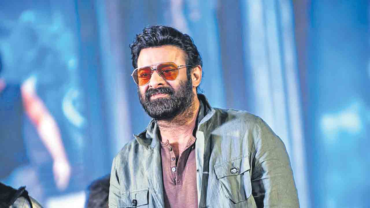 ఆజాద్‌ హింద్‌ ఫౌజ్‌ నేపథ్యంలో..