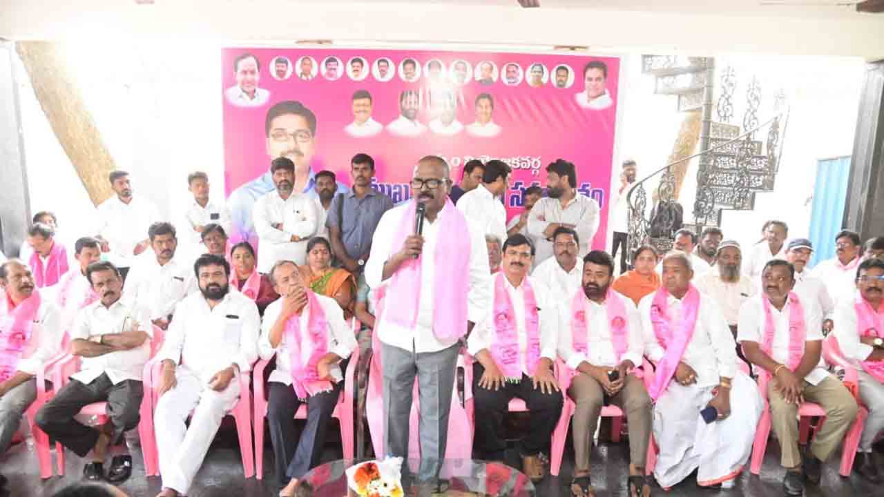 ప్రభుత్వ వైఫల్యాలుపై ఏడాదంతా పోరాటాలే..