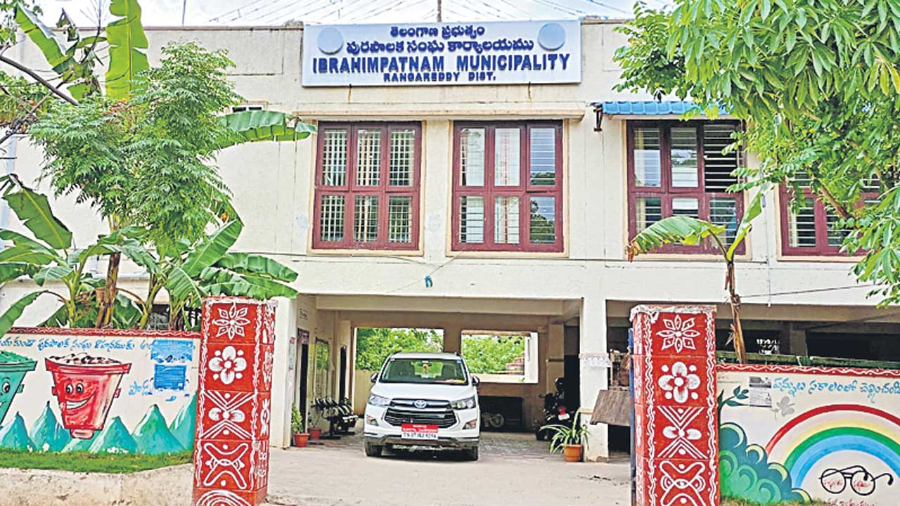 వేడెక్కుతున్న పుర రాజకీయం