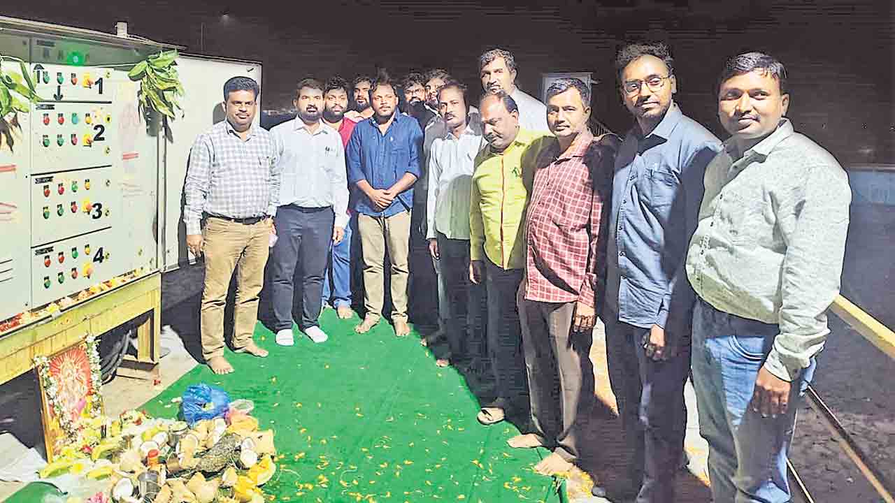 రైతుల ధర్నాతో దిగొచ్చిన సర్కార్‌.. రంగనాయకసాగర్‌ కాల్వకు నీరు