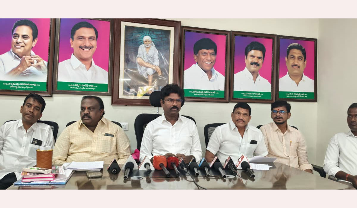 Rasamayi Balakishan | మైలారం మల్లన్న గుట్టకు ఎసరు పెట్టిన షాడో ఎమ్మెల్యే.. మాజీ ఎమ్మెల్యే రసమయి బాలకిషన్‌ ఆరోపణ