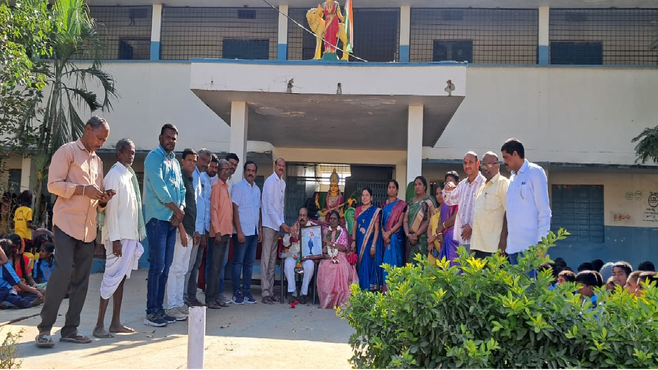 Retirement | ఉద్యోగులకు పదవీ విరమణ తప్పదు : రాయపోల్‌ ఎంఈఓ రాజగోపాల్ రెడ్డి