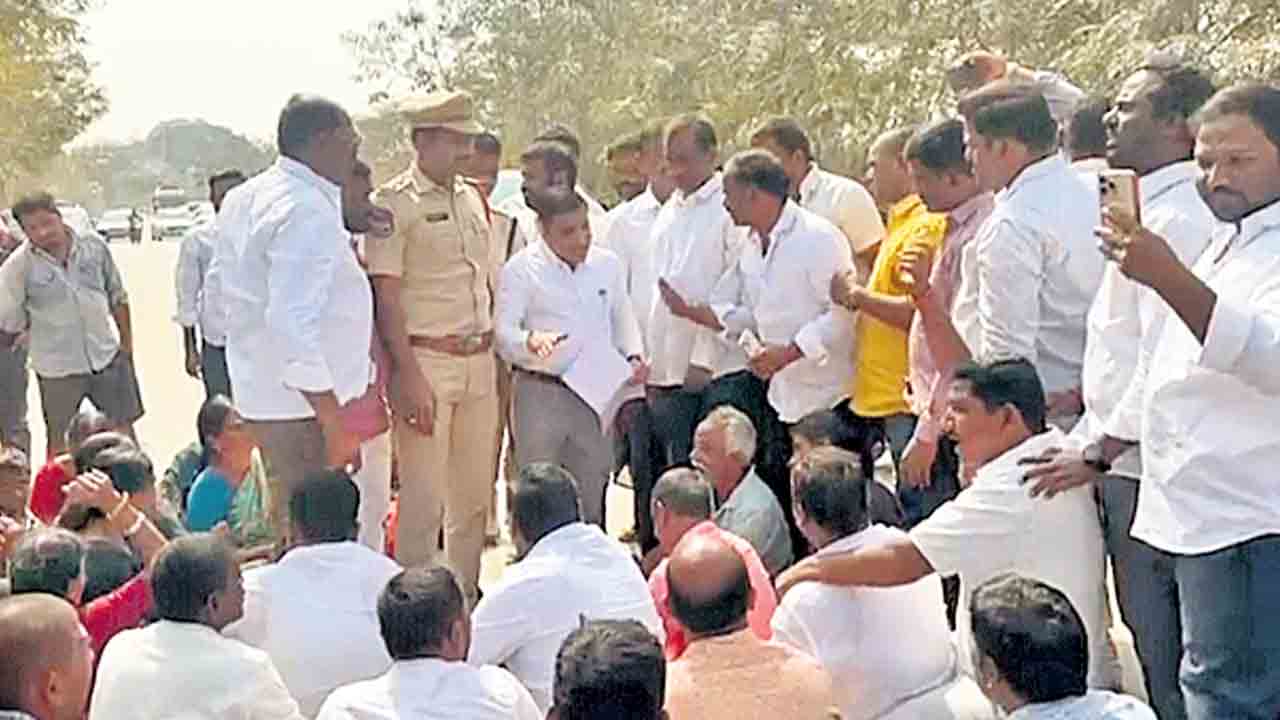 ఆర్‌ఆర్‌ సర్వేపై ఆగ్రహం