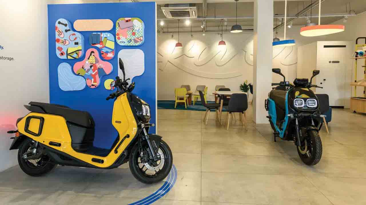 హైదరాబాద్‌లో రివర్‌ మొబిలిటీ షోరూంలు