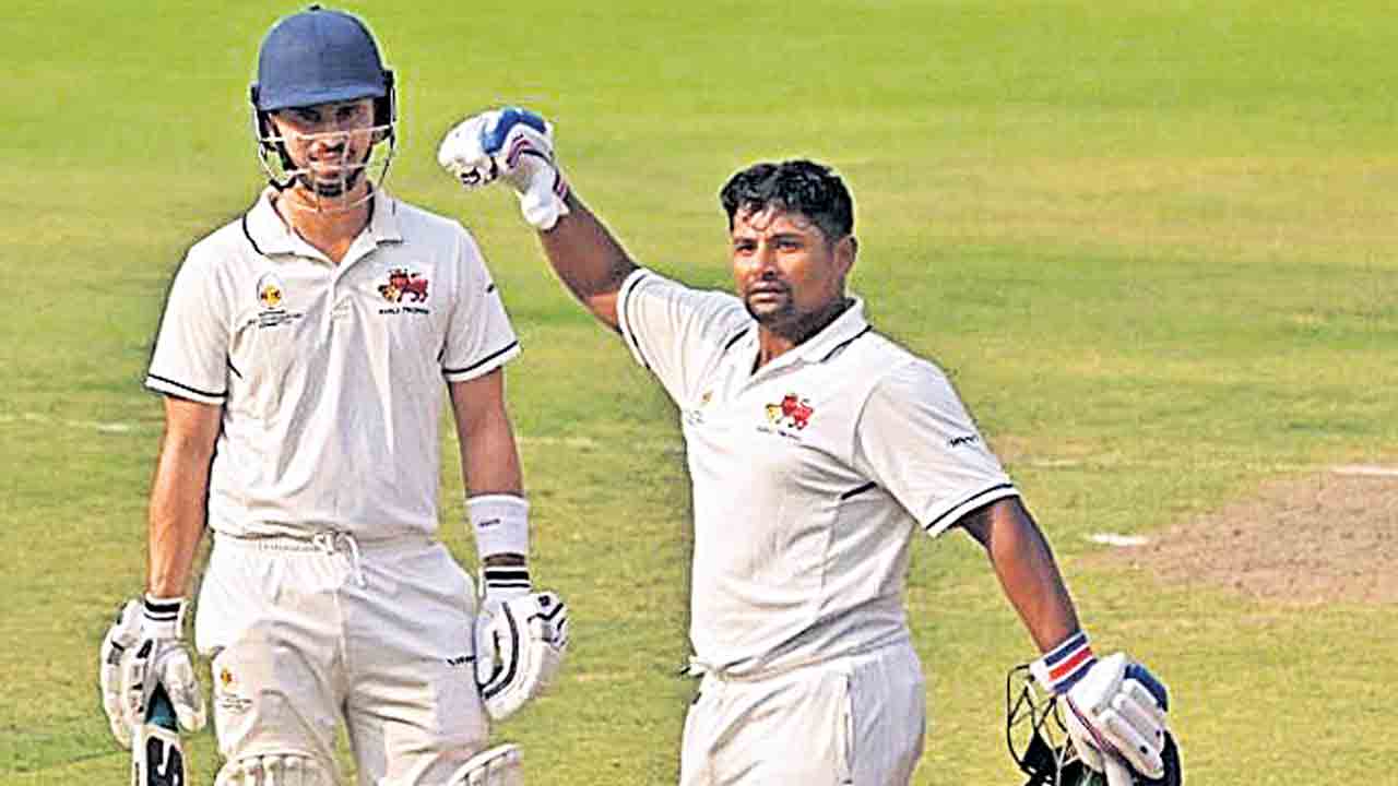 సర్ఫరాజ్‌ ద్విశతకం