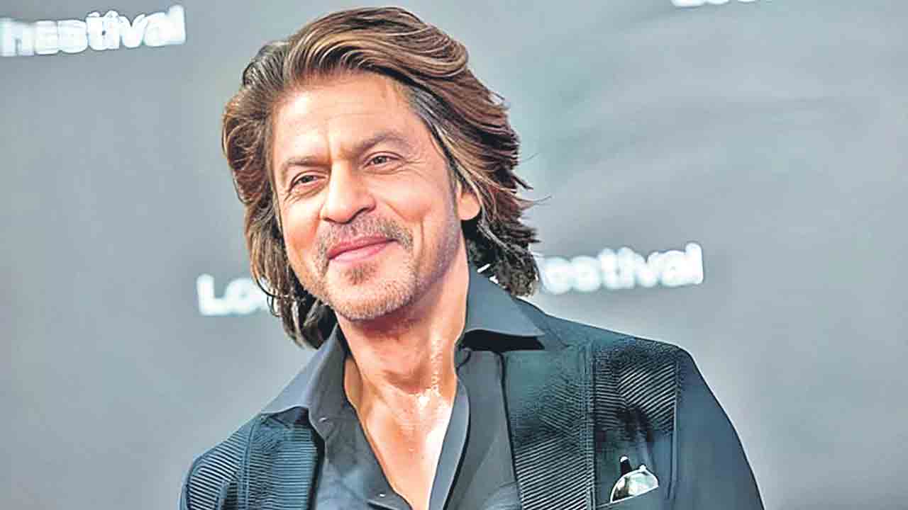 యుద్ధ నేపథ్య కథలో..