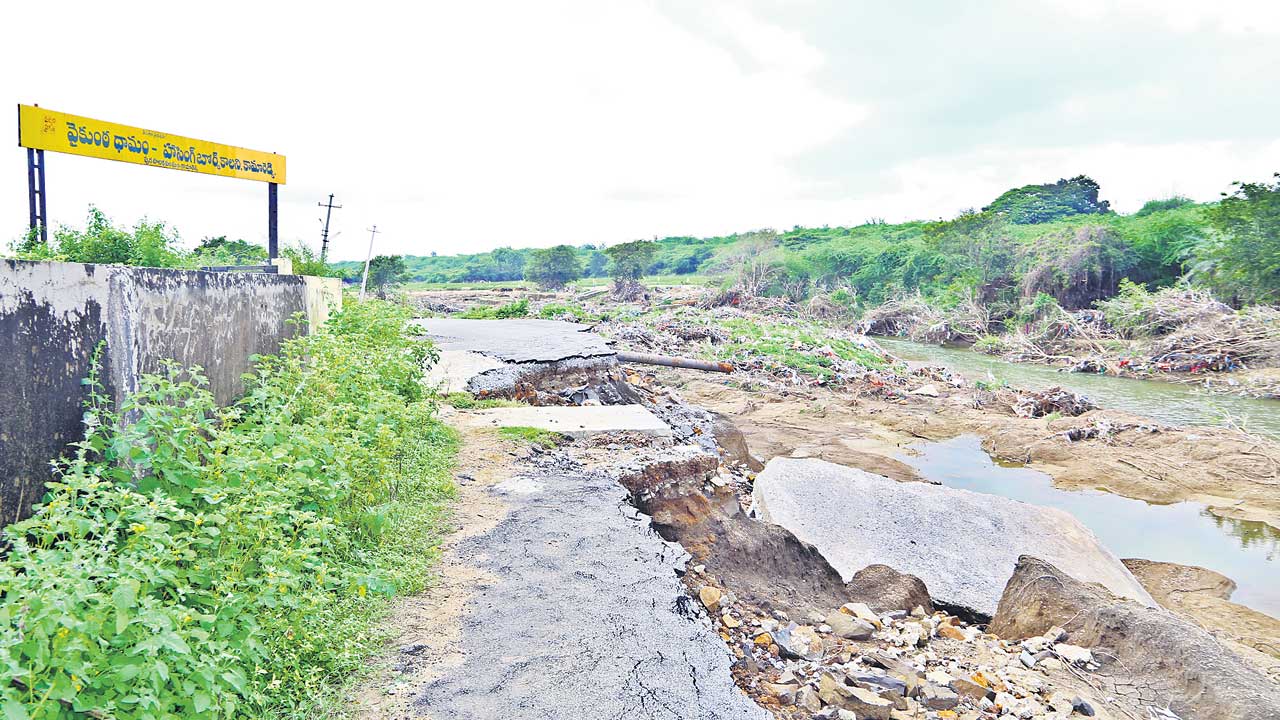 మానని వరద గాయం!