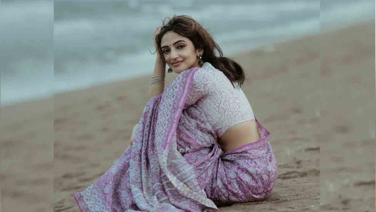 Sreeleela | చీరకట్టులో బాపు బొమ్మలా.. బీచ్‌ తీరంలో శ్రీలీల మెరుపులు