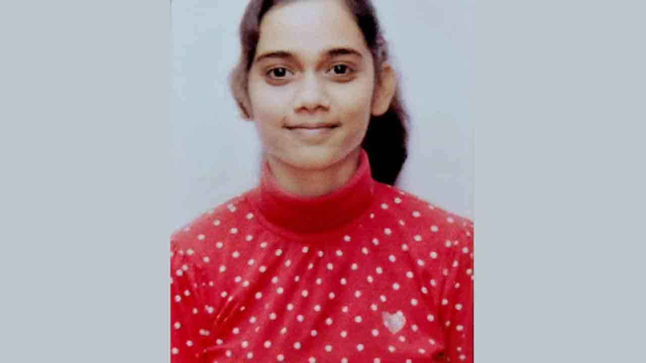 Student Killed By Neighbour | ప్రేమను తిరస్కరించినందుకు యువతిని హత్య..   ఆత్మహత్యగా చిత్రీకరణ